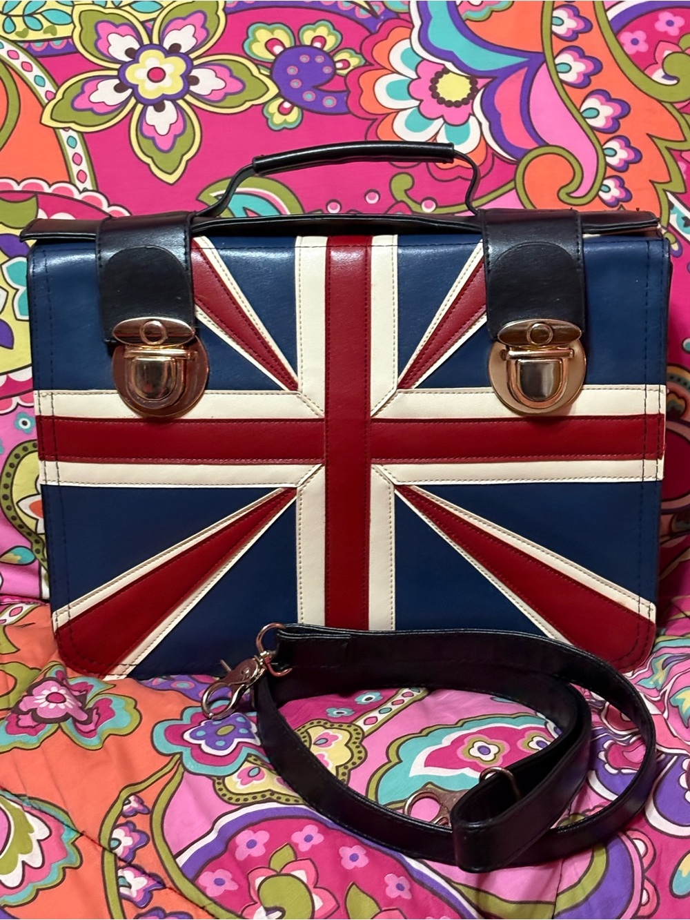 Vintage Blue Black Red Union Jack Push-Lock Trunk Style Bag